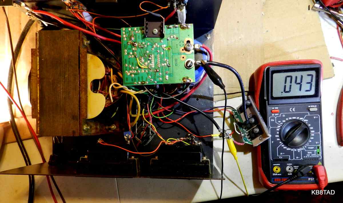 Astron VS-35M DC power supply