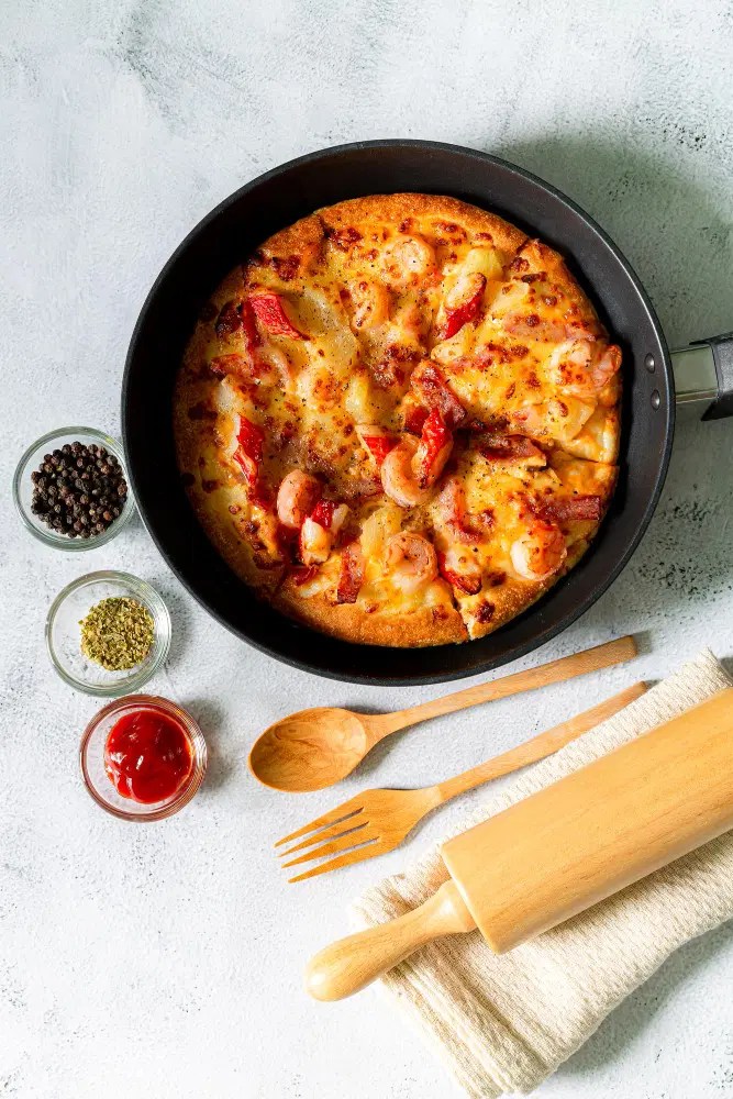 How Long Should You Reheat Pizza In The Oven? • BoatBasinCafe