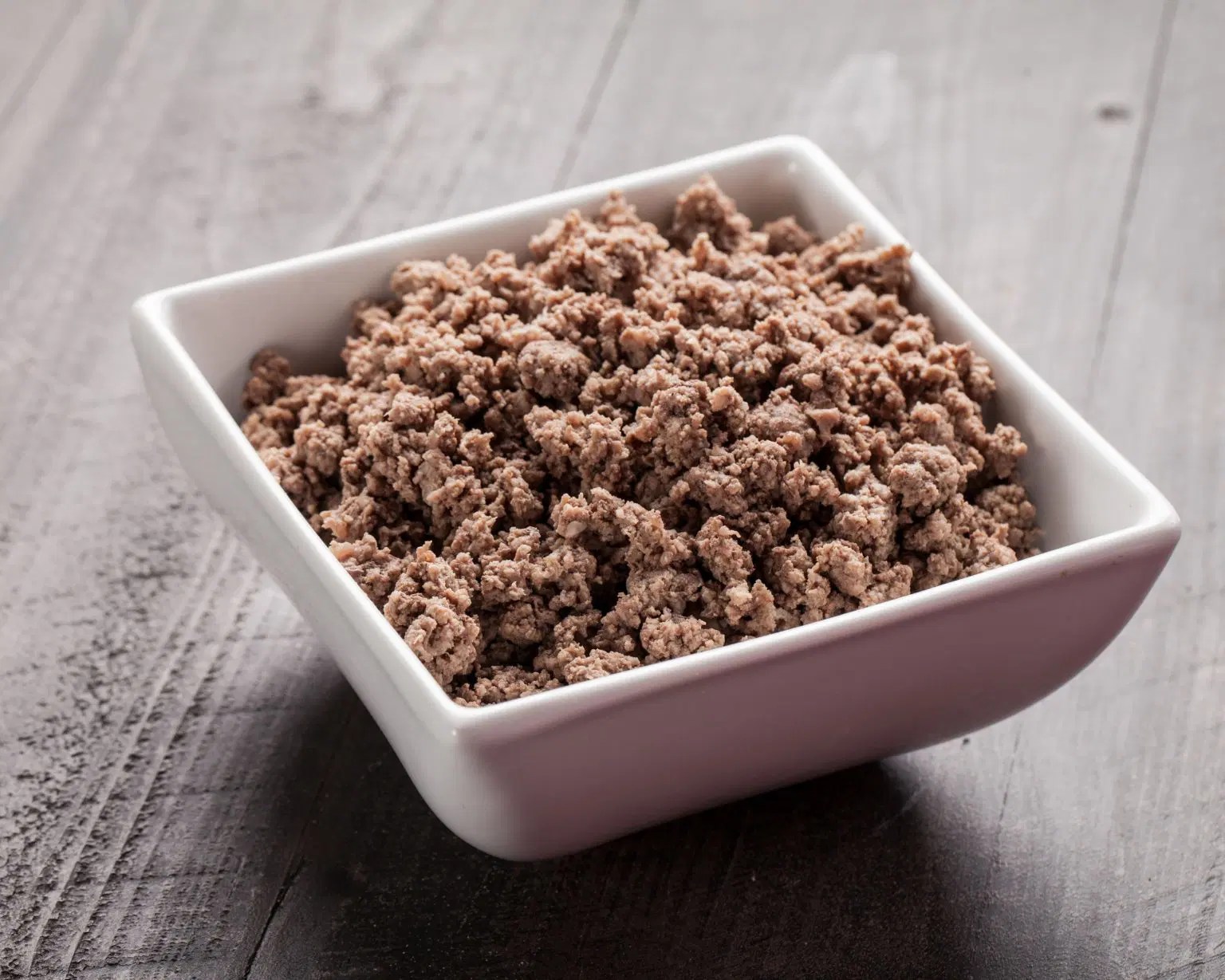 How Long Does Ground Beef Last In The Fridge? • BoatBasinCafe