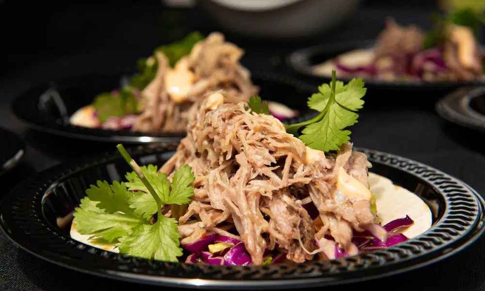 How To Keep Pulled Pork Warm? • BoatBasinCafe