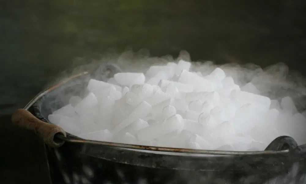 Keeping Ice Cream Frozen With Dry Ice Everything You Need To Know
