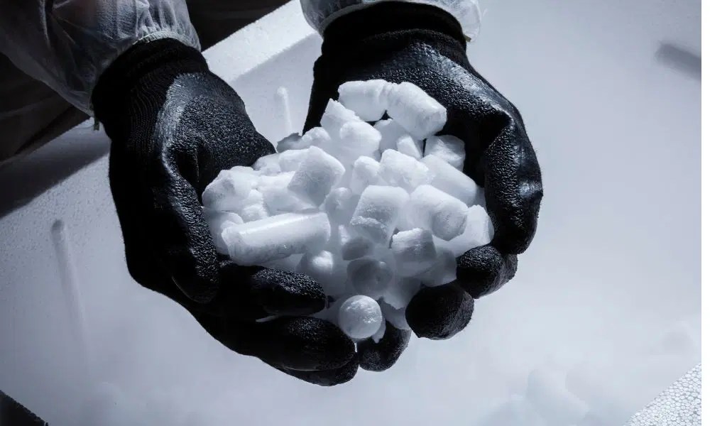 How To Store Dry Ice A Comprehensive Guide • BoatBasinCafe