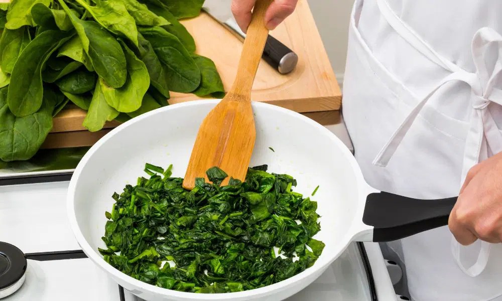 How Long Does Cooked Spinach Last In The Fridge? Tips For Fresh & Safe