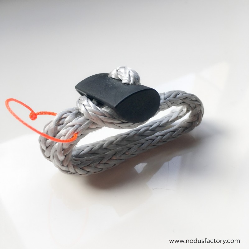 Halyard & Sheet Soft Dyneema Shackles with Rigging Cover BoatBits