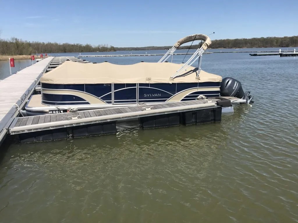 Pontoon Boat Reviews By Brand BoaterInput