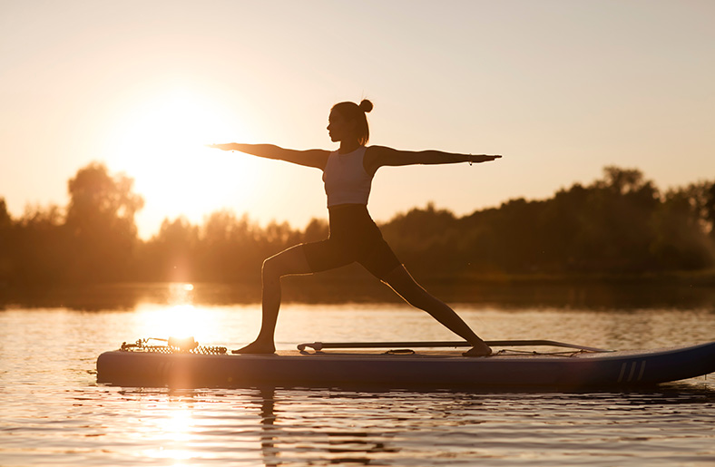 SUP Yoga What is it & How to Get Started? Ultimate Guide for Beginners