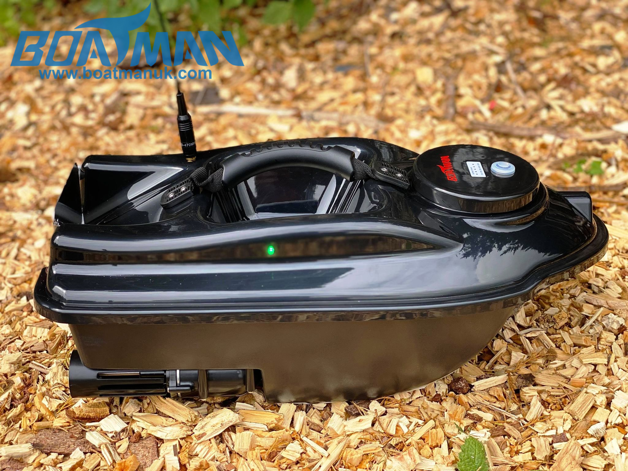 Black MK4i Boatman Actor Pro V2GPS and Sonar Bait Boat With External