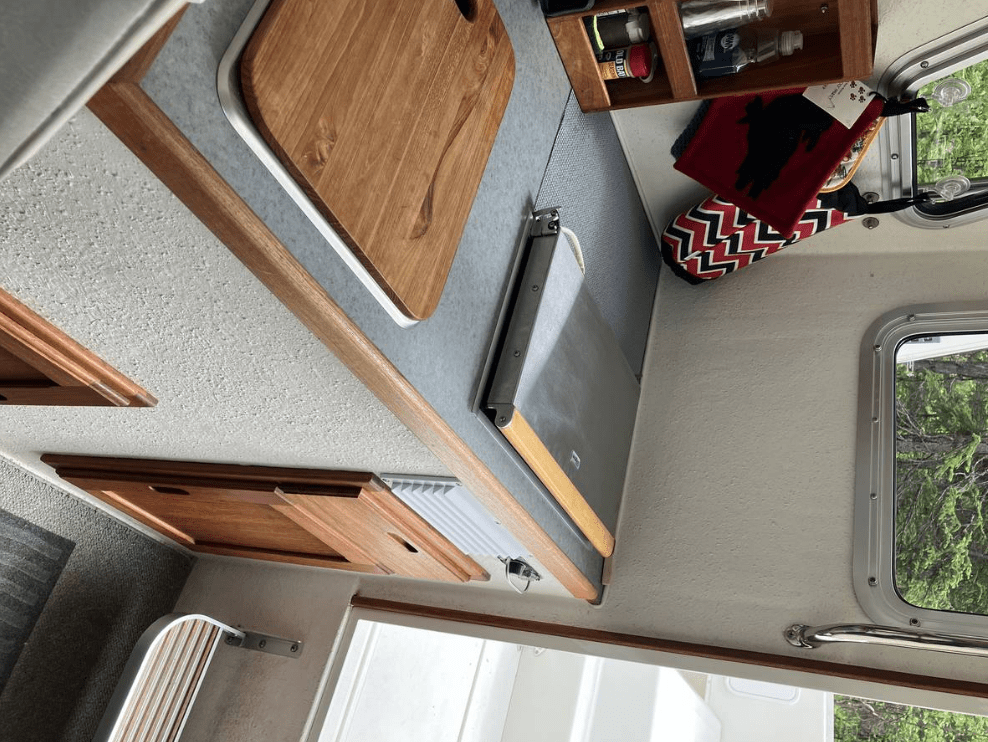 Seasport Explorer 2400 For Sale