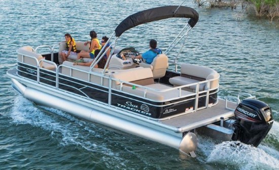 12 Important Things To Look For In A Pontoon Boat | Boattest