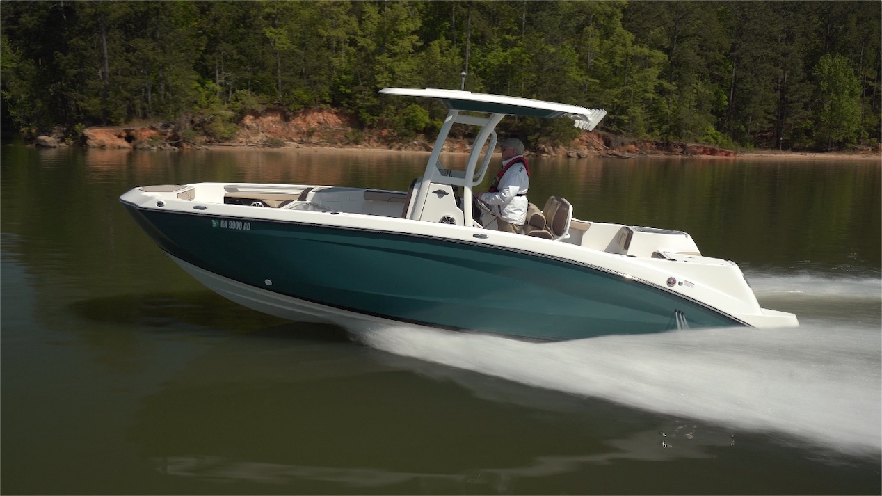 Yamaha 255 FSH Sport E (2021) BoatTEST