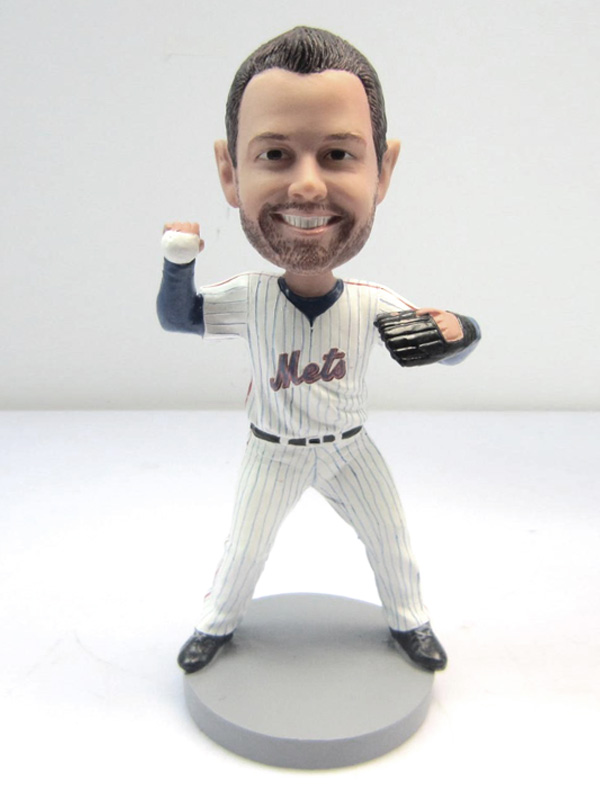 Male baseball player bobblehead about to throw 2773 Custom