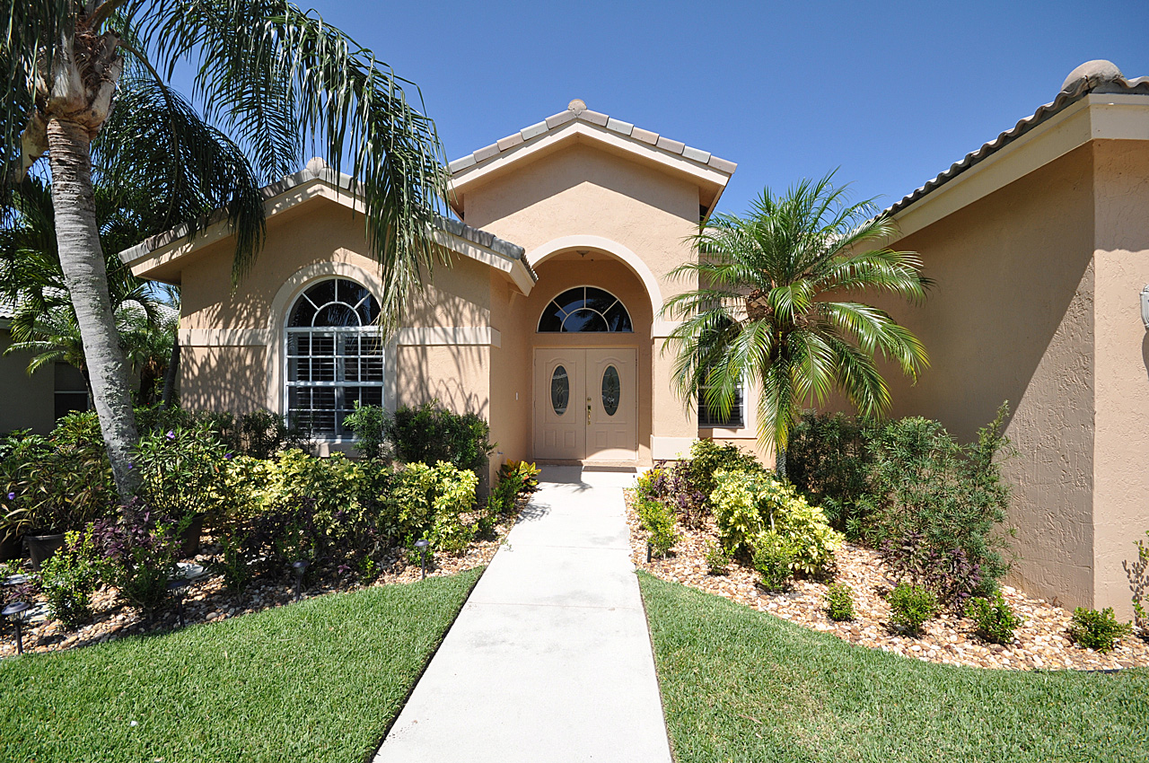 Grand Isles Wellington 5 Bedroom Pool Home, Polo Park RealtyBob Harder