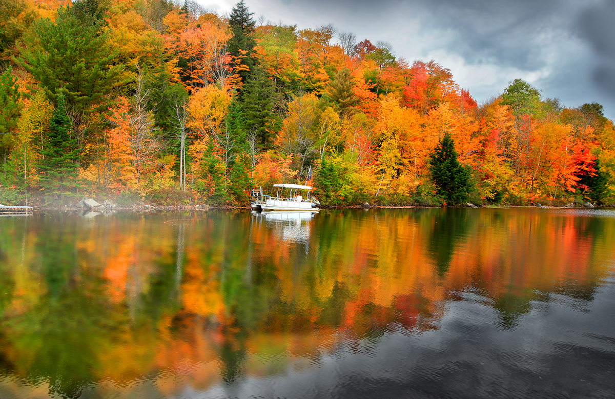 5 Reasons To Buy A Lake House This Fall Bob Hill Realty