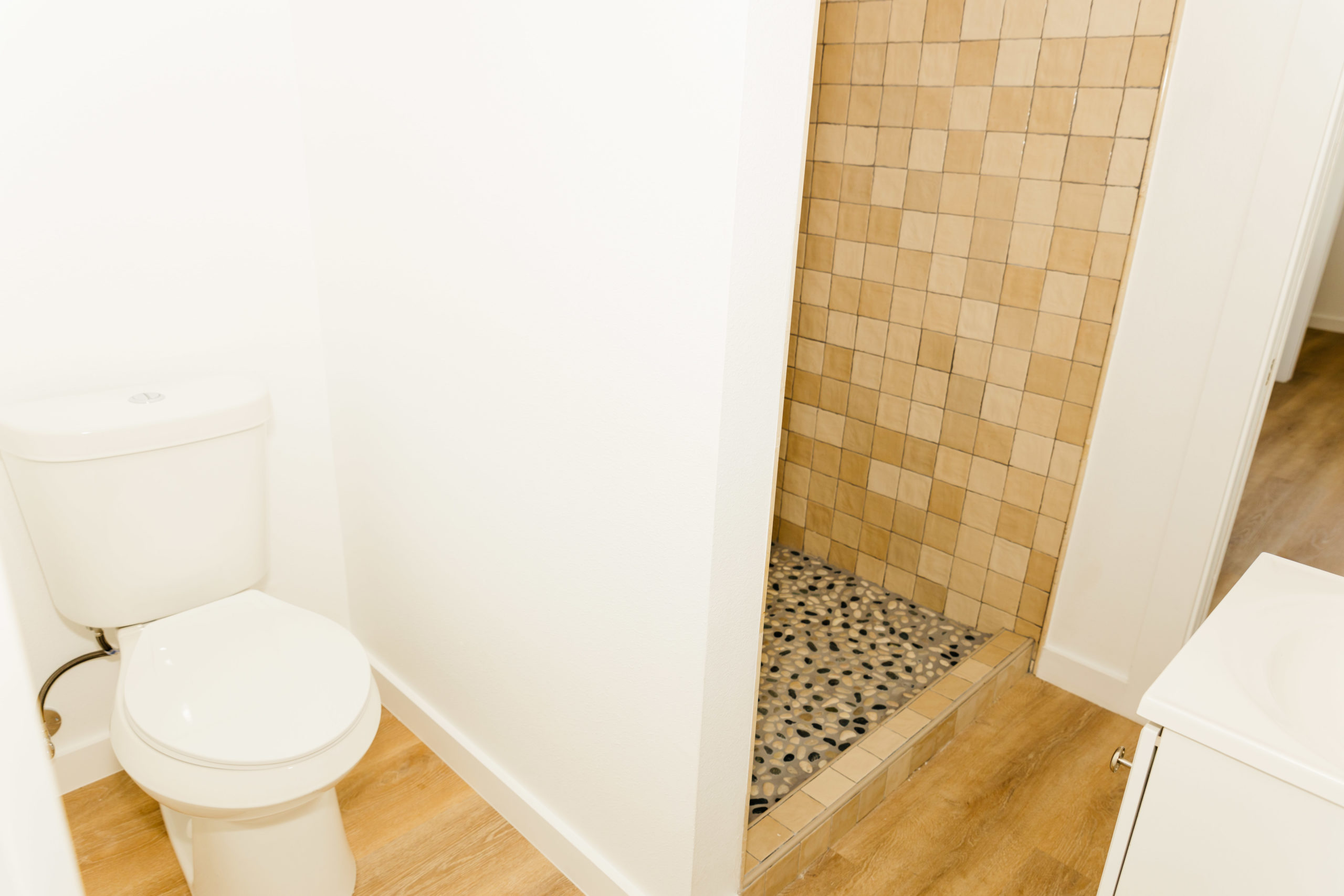 40 ft Container Home The Elgin Bob's Containers / Bob's Containers