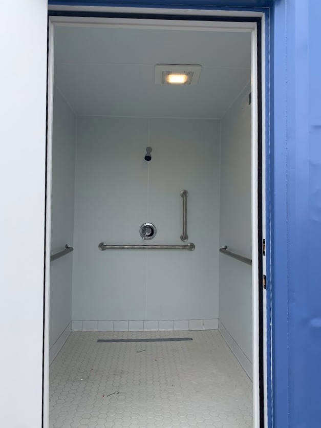 Shipping Container Shower House Bob's Containers / Bob's Containers