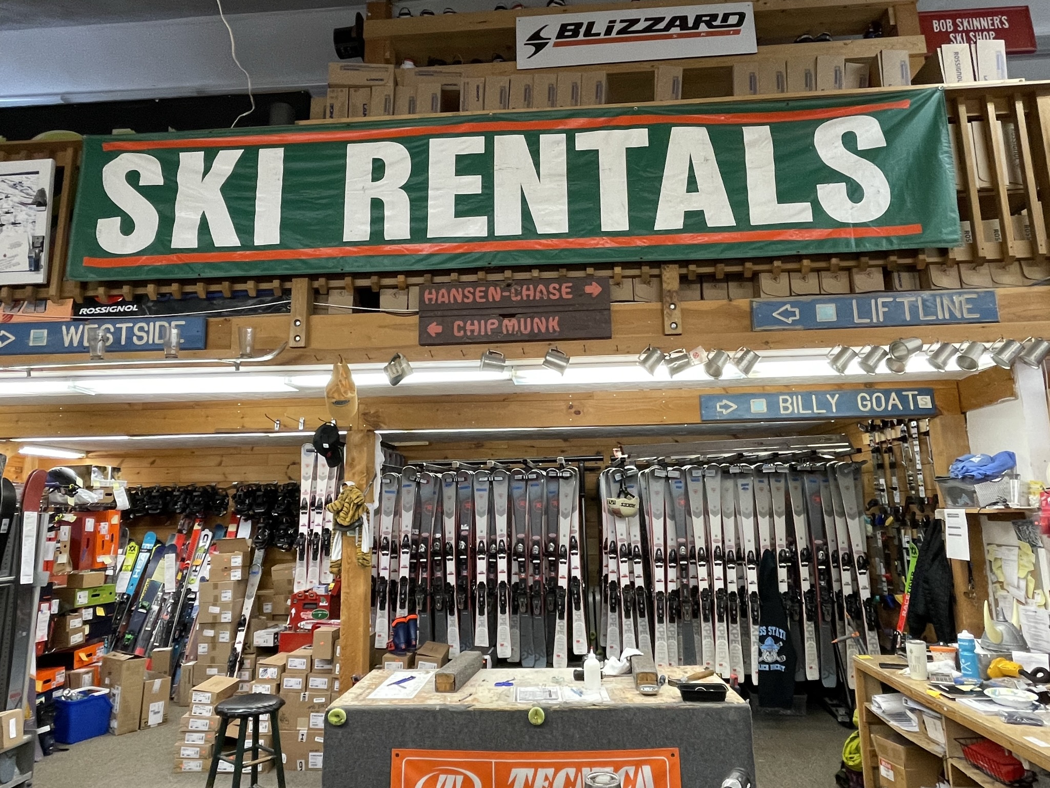 Shop Bob Skinner's Ski & Sport