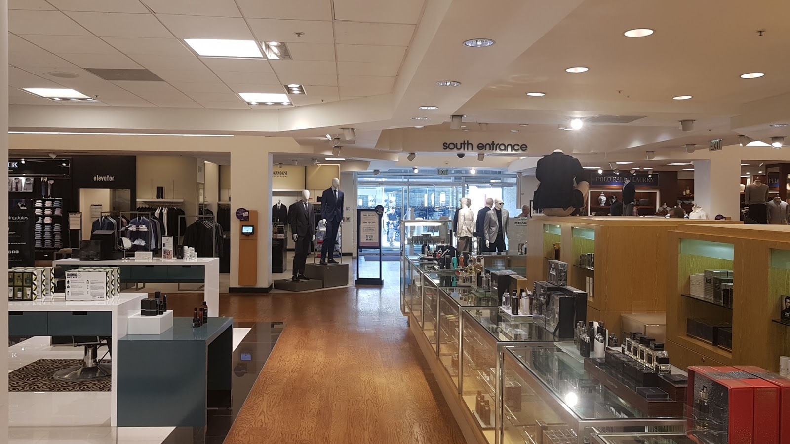 Bloomingdale's Boca Raton Town Center Boca Raton, FL