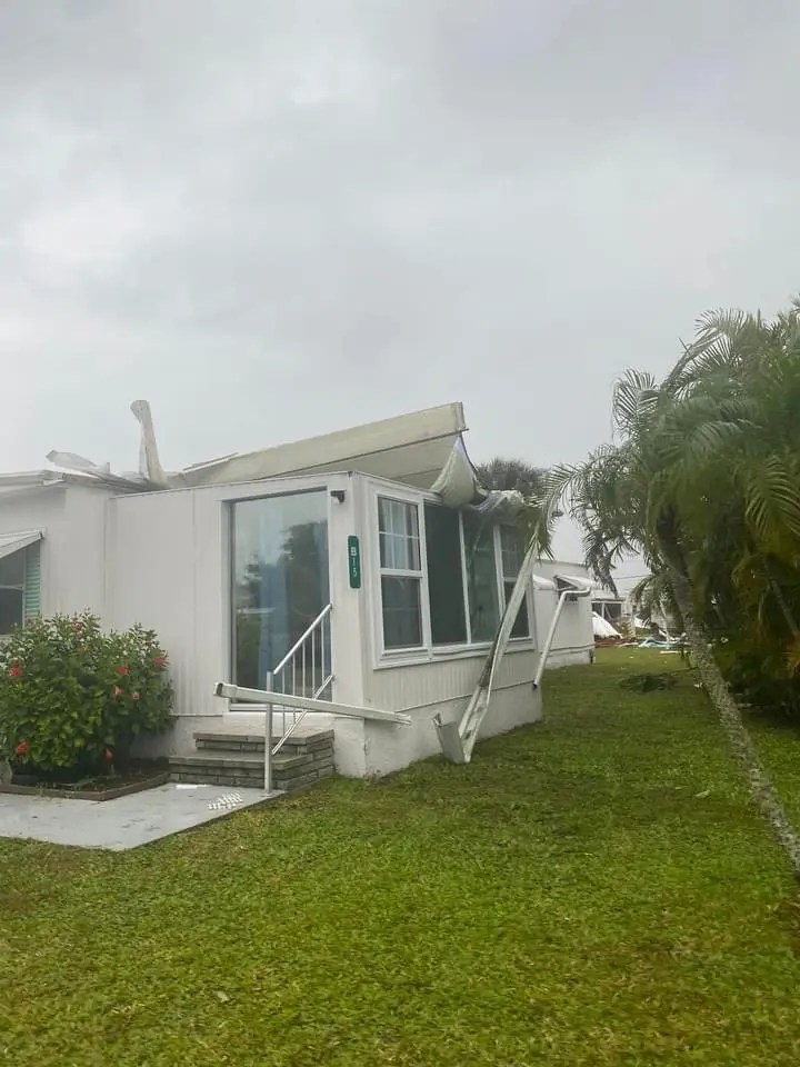 Rogue tornado damages Gasparilla Marina, Gasparilla Mobile Home Park