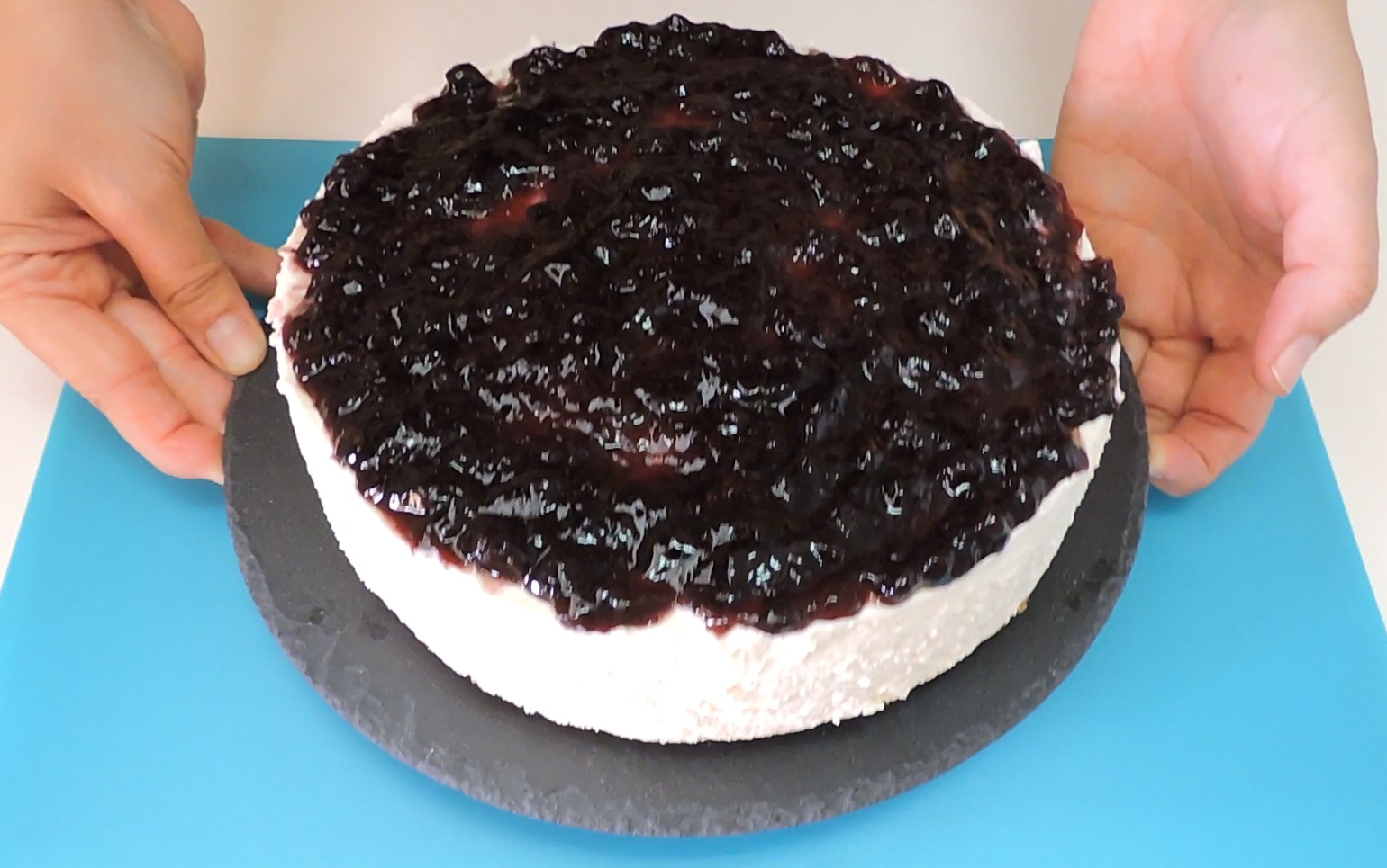 Tarta de queso con chocolate blanco (cheesecake fácil y sin horno)