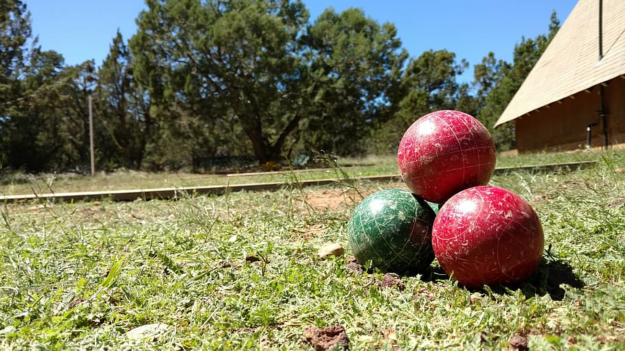 Bocce vs Boules 2024 Comparison