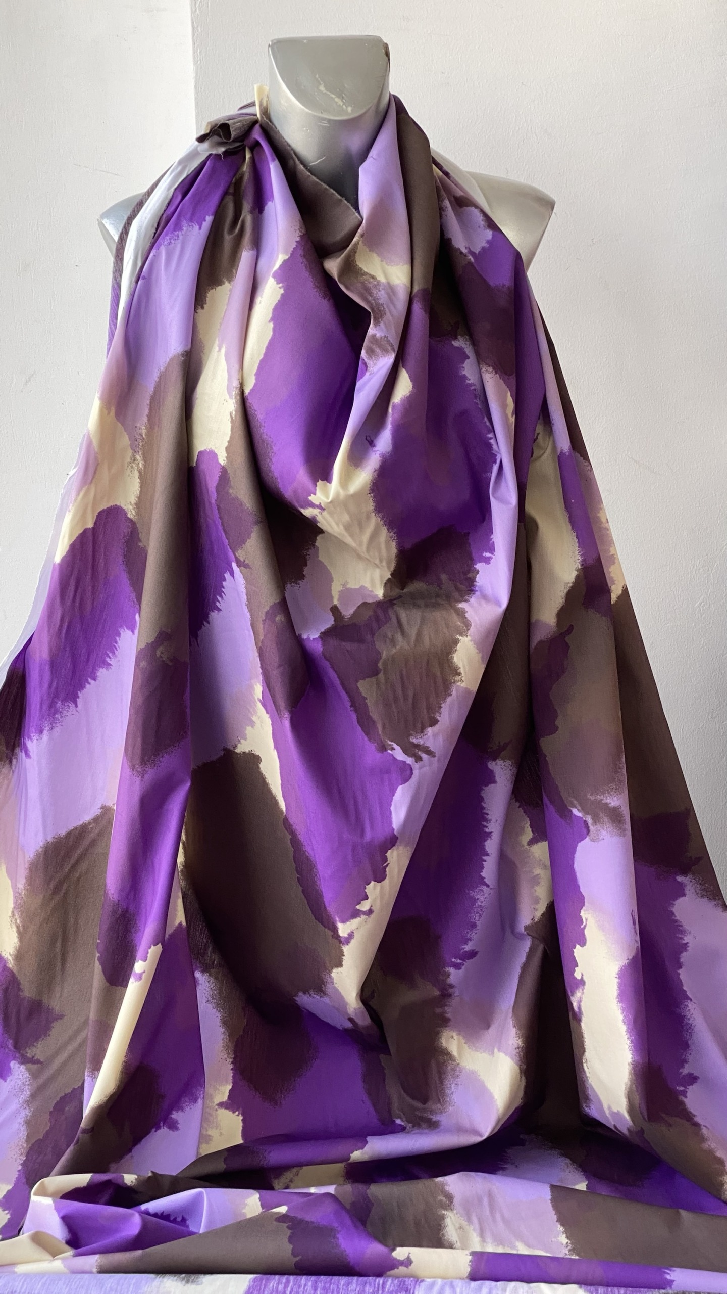 Abstract print cotton summer dress fabric Bodikian Textiles