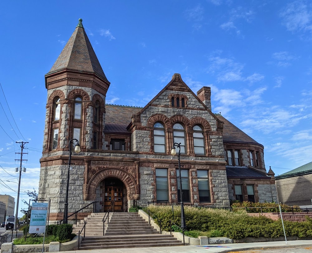Visitor's Guide to the Hackley Public Library Body&Mind