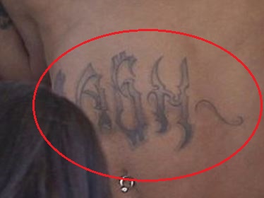 Slash (Musician) 11 Tattoos & Their Meanings - Body Art Guru 280_x_374_jpg