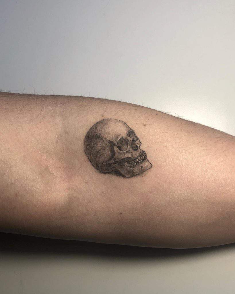 63 Delicate Single Needle Tattoo Ideas With Meanings - Body Art Guru 1024_x_819_jpg