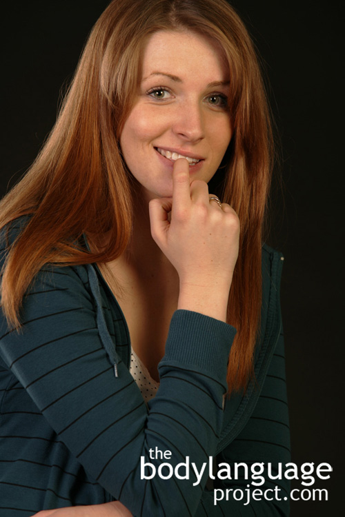 Body Language of Nail Biting Nonverbal Body Language Dictionary