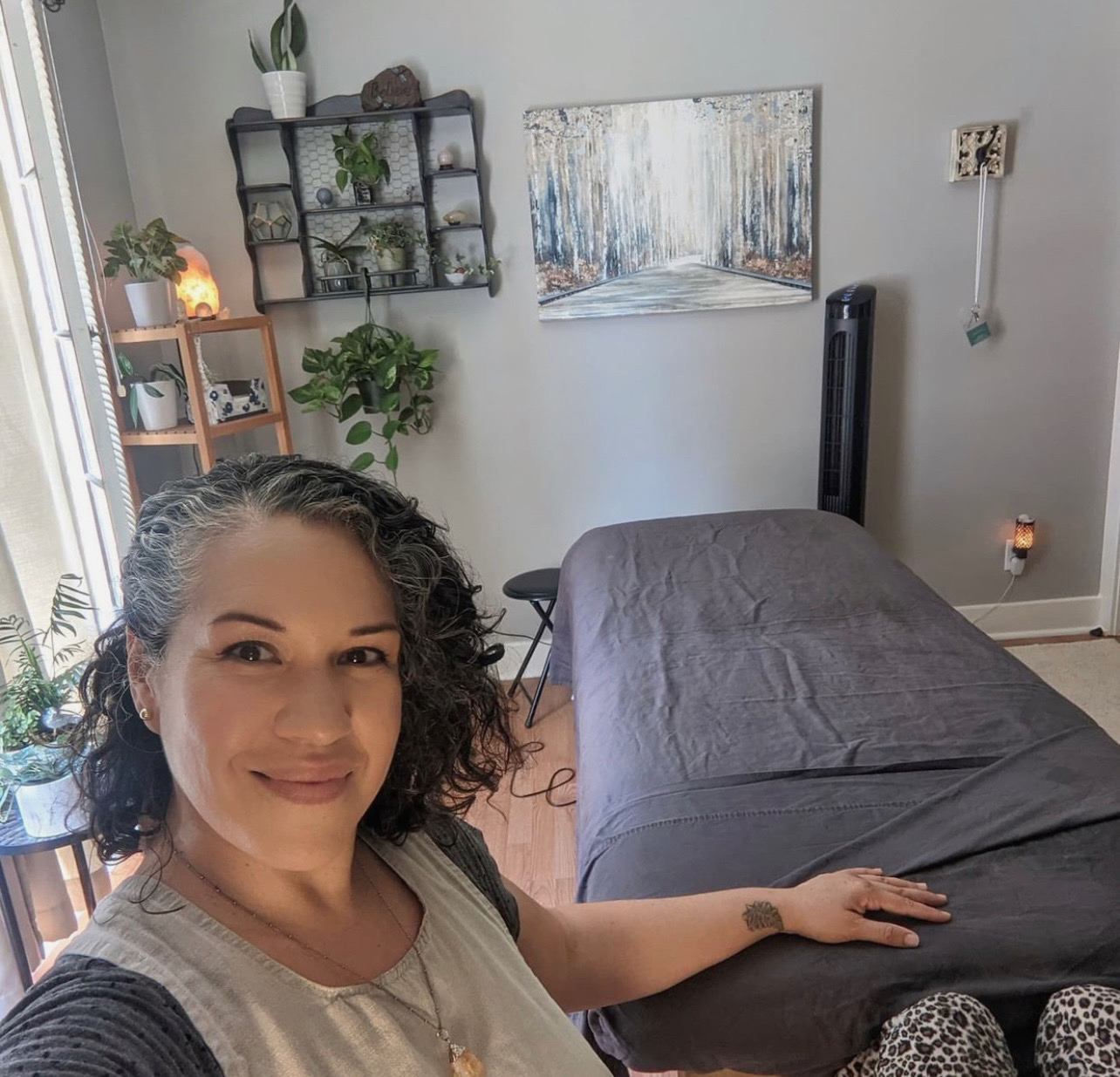 THIS IS SUNFLOWER LICENSED MASSAGE THERAPIST - bodyrubsmap.com