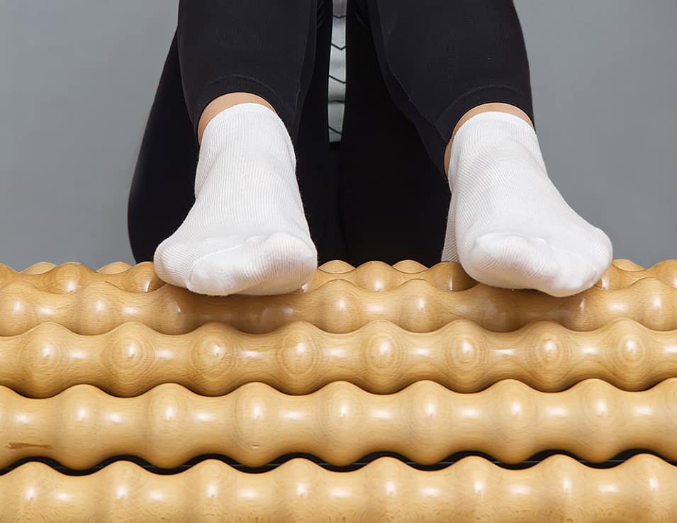 Blast Cellulite with Infrared Wood Roller Machine Perth Bodyspace