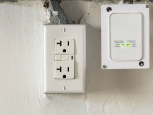 What's the Difference? GFI vs GFCI - Boggs Inspection Services