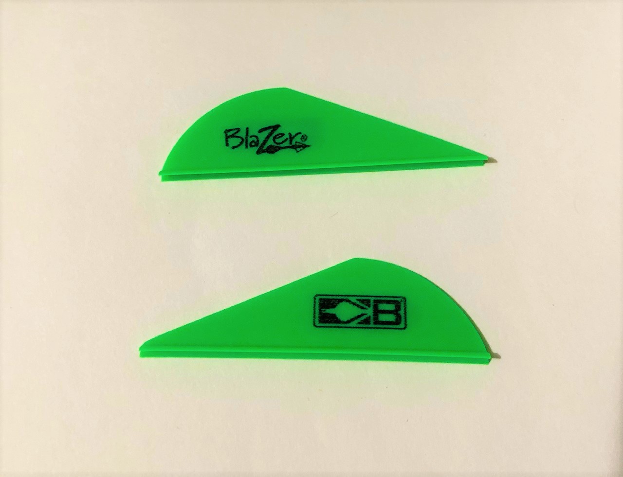 Bohning Blazer Vane Combo White/Neon Green 36 Pack main image 0