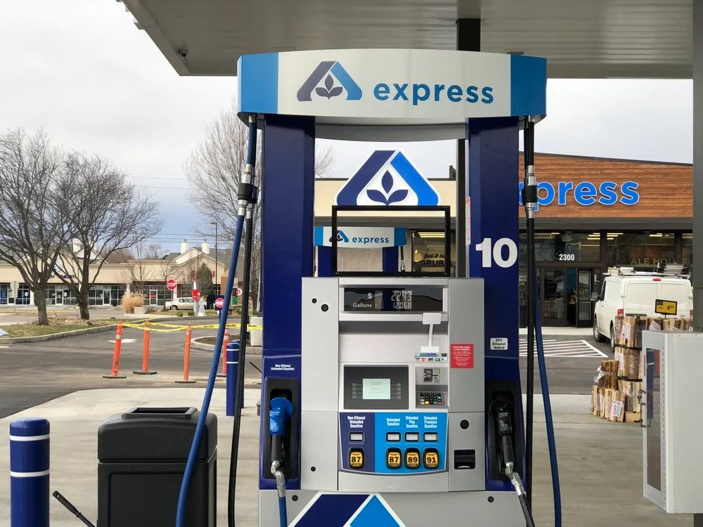 Albertsons reenters Boise gas station market with SE Boise store