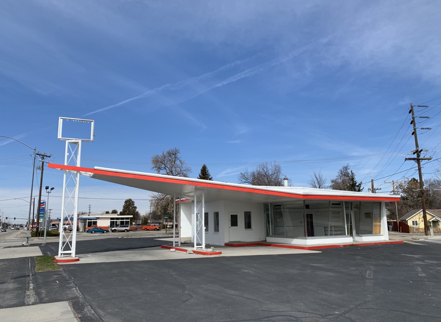 Interior design business to breathe new life into former gas station