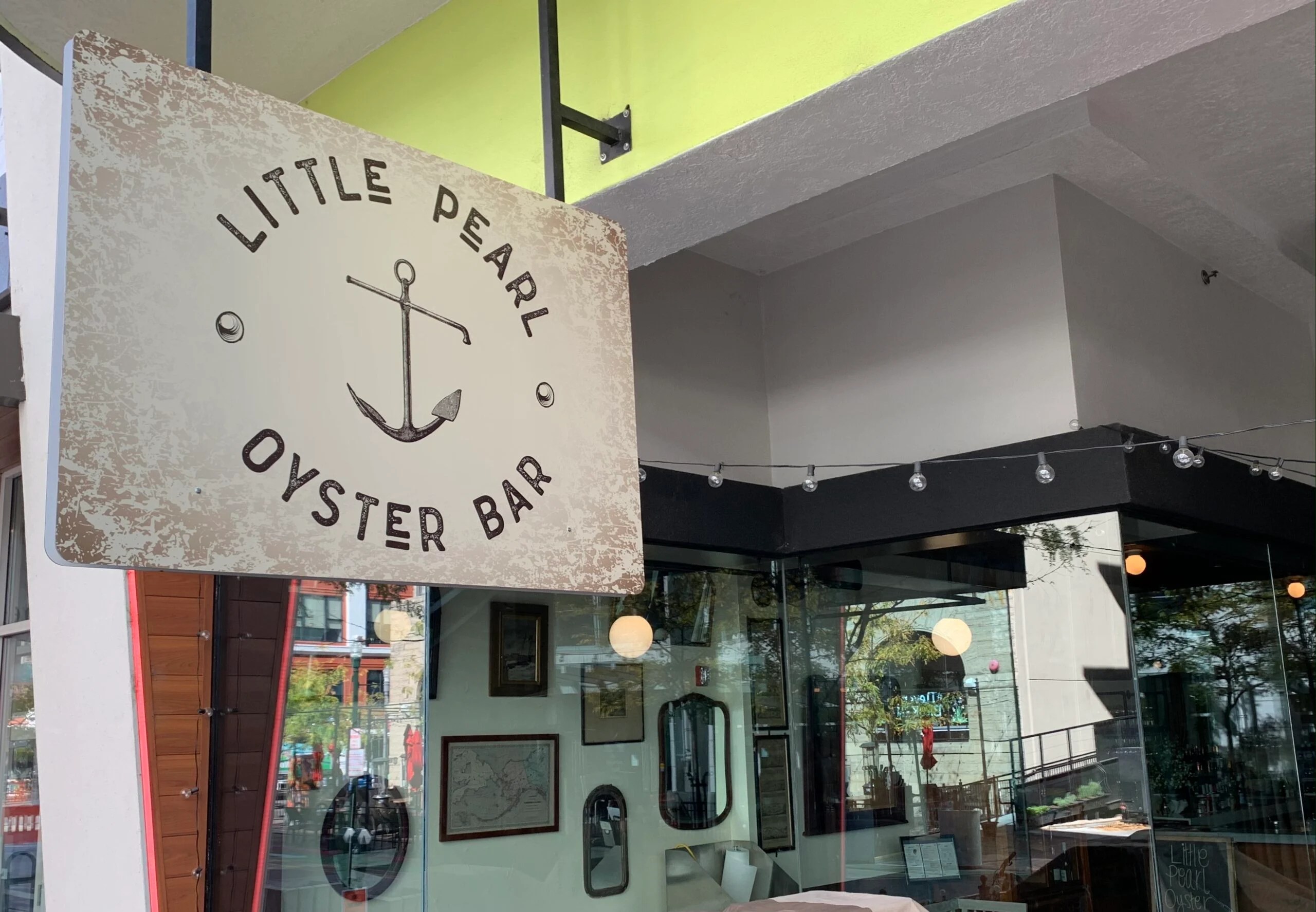 Little Pearl Oyster Bar restaurant opens in Downtown Boise, ID