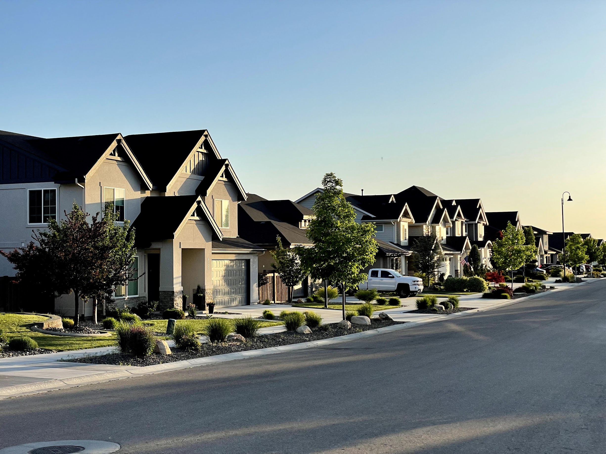 Housing prices and data for Ada & Canyon County, ID, June 2021