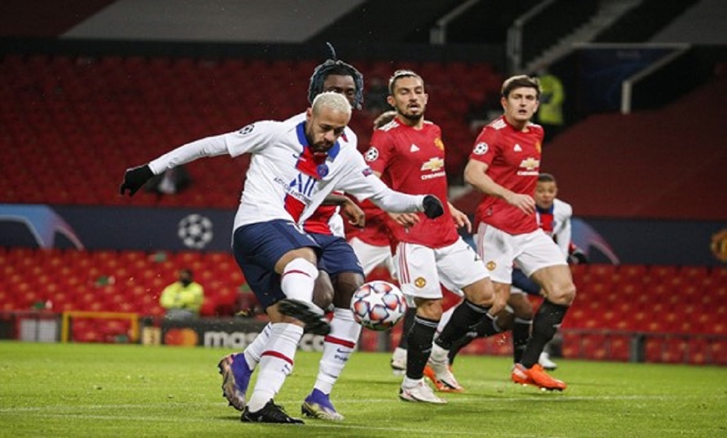 Manchester United FC 13 Paris SaintGermain FC Vitória