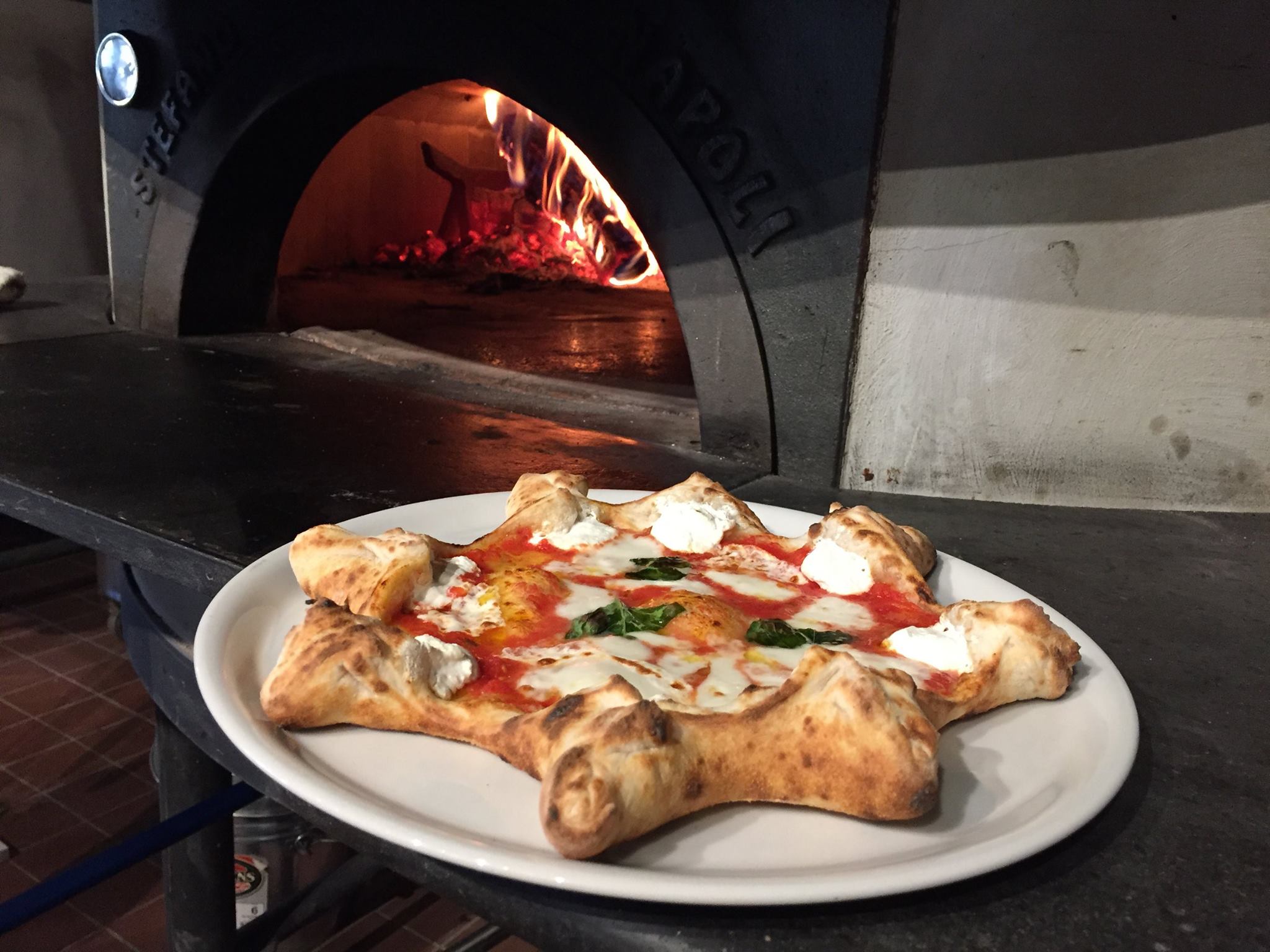 Food Network Calls Amalfi Pizza Best in America’s Biggest Cities Bold