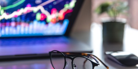 Cómo un máster en programación puede impulsar tu carrera en la Bolsa
