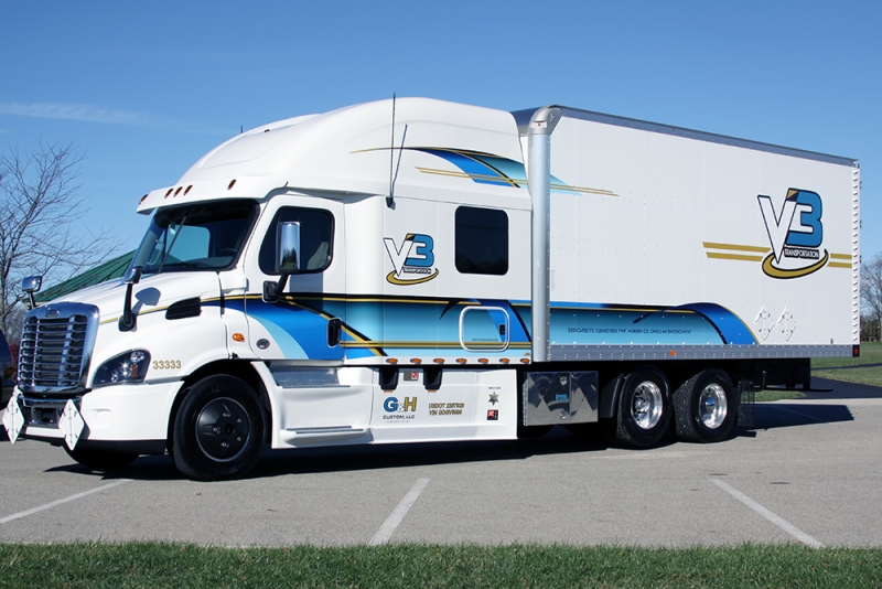 Box Truck With Sleeper