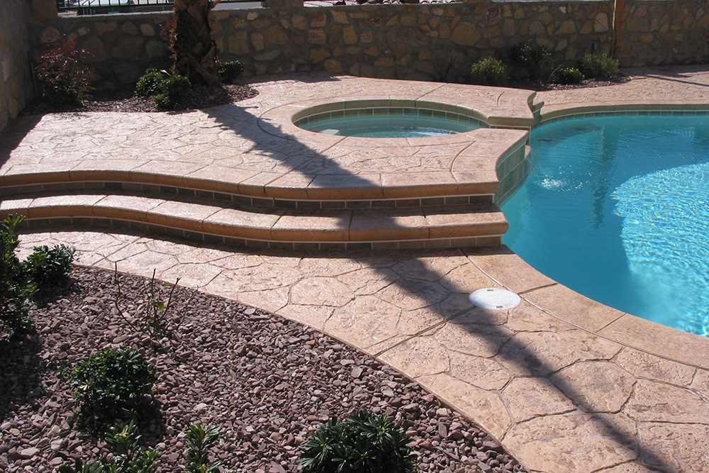 Fiberglass Bomanite Artistic Concrete & Pools