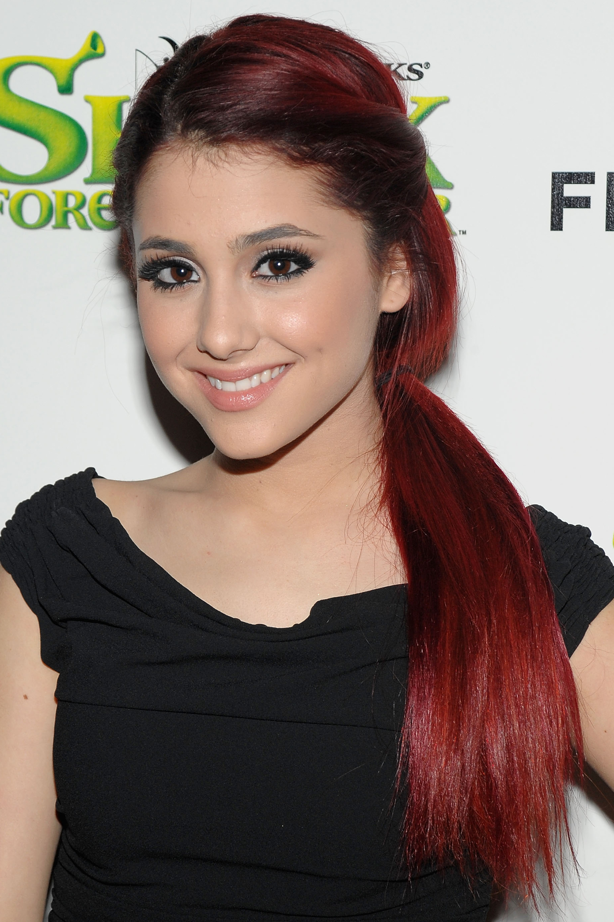 Penteados diferentes e elegantes de Ariana Grande » Bom Penteados