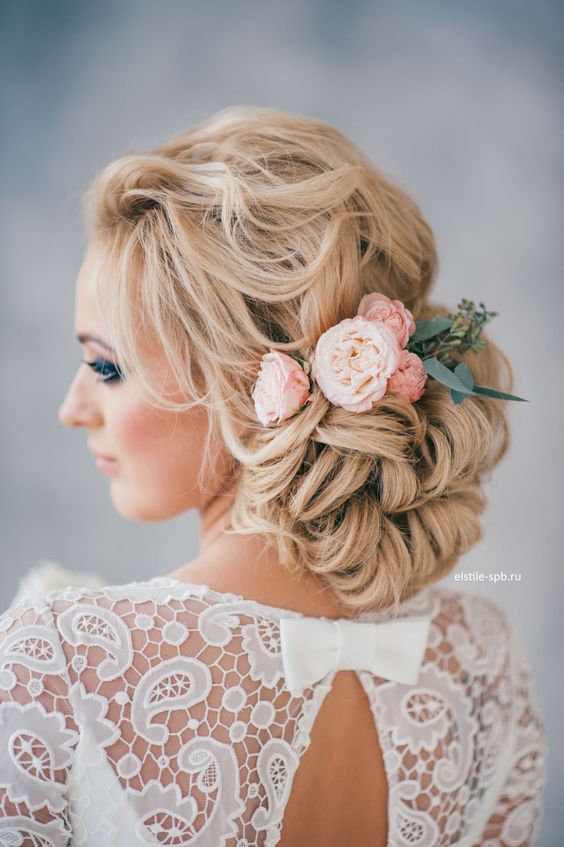 Vestir o seu penteado de casamento com flores frescas » Bom Penteados
