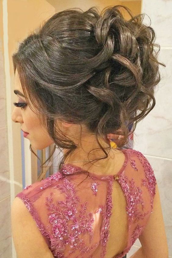 Idéias impressionantes do penteado do baile de finalistas para meninas