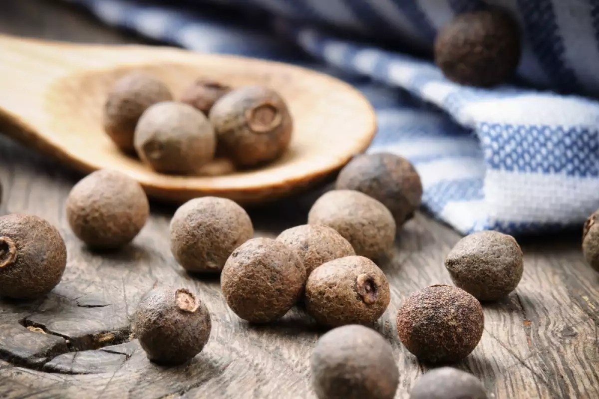 Allspice Tea Why Drink It?