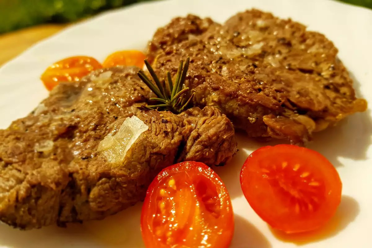 OvenBaked Veal Medallions Recipe