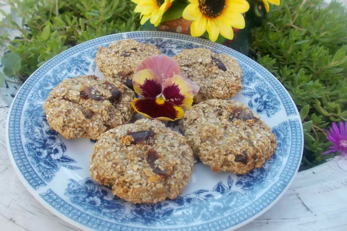 Healthy Oatmeal Date Cookies Recipe
