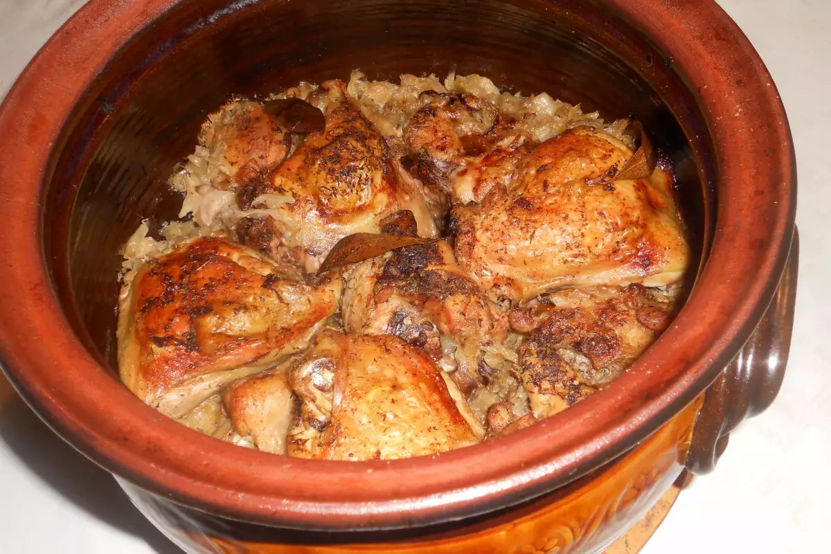 Turkey with Sauerkraut in a Clay Pot Recipe