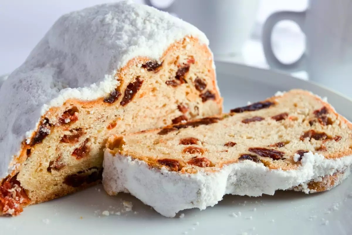 MilkBased Dessert with Walnuts 422 Recipes, page 18